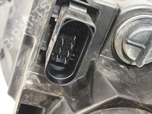 Left headlight VW GOLF V (1K1) 1.9 TDI | BP31585257C28