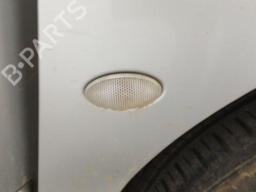 Used Right side indicator PEUGEOT 407 (6D_) 2.0 HDi 135 (6DRHRH, 6DRHRE, 6DRHRG, 6DRHRJ) (136 hp) 30873283