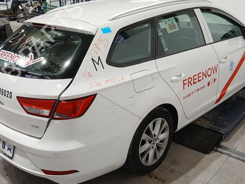 Right tailgate light SEAT LEON (5F1) 1.5 TGi | BP31832150C80