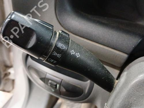 Used Headlight switch HYUNDAI SANTA FÉ I (SM) 2.0 CRDi (113 hp) 27717358