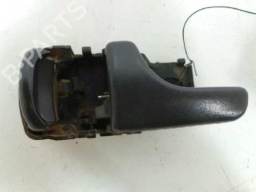 Used Front left interior door handle NISSAN TERRANO II (R20) 2.7 TDi 4WD (125 hp) 3208972