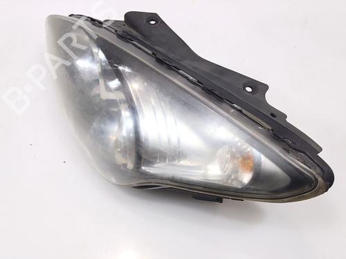Left headlight HYUNDAI i30 (FD) 1.6 CRDi | BP23107793C28 