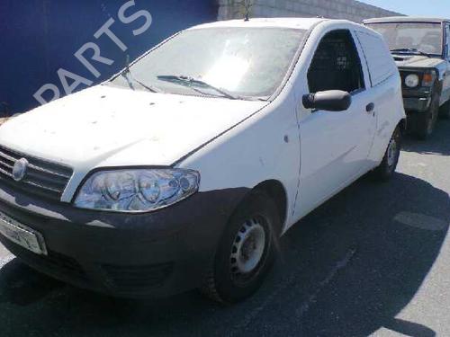 Poignée intérieure avant droite FIAT PUNTO (188_) 1.3 JTD 16V | BP3208870I14 