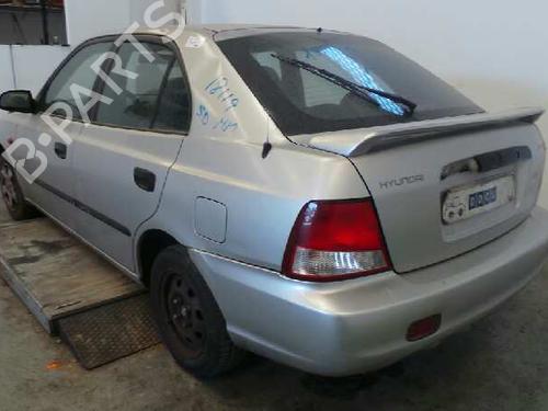 Left taillight HYUNDAI ACCENT II (LC) 1.3 | BP252280C34 