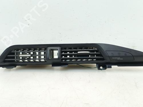 Used Air vent Air vent NISSAN MICRA V (K14) 1.0 IG-T (92 hp) 30396452 30396452