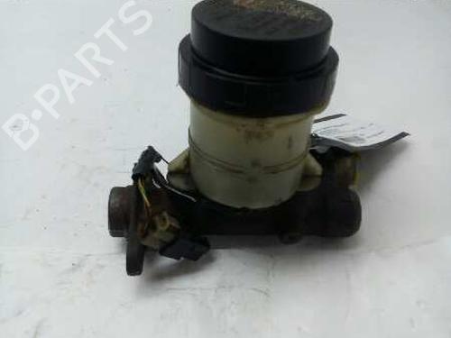 Used Brake master cylinder MITSUBISHI PAJERO I (L04_G, L14_G) 2.5 TD (L044G, L049G) (87 hp) 1653954