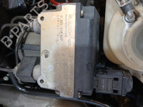 Used ABS pump MERCEDES-BENZ E-CLASS (W210) E 290 Turbo-D (210.017) (129 hp) 28419041