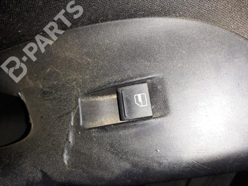 Used Right rear window switch Right rear window switch VW PASSAT B6 (3C2) [2005-2010] 8942208 8942208