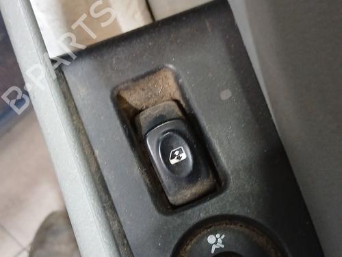 right-front-window-switch-renault-kangoo-kc01_-1997-38717713 main image