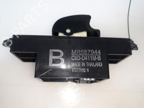 Used Right front window switch CITROËN C4 AIRCROSS 1.6 HDi 115 AWC (114 hp) 15943414