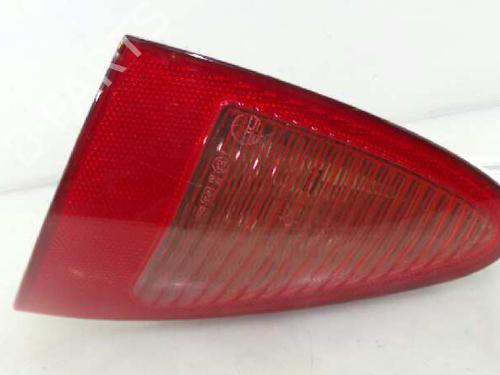 Høyre baklys ALFA ROMEO 147 (937_) 1.6 16V T.SPARK (937.AXA1A, 937.AXB1A, 937.BXB1A) (120 hp) 4610628