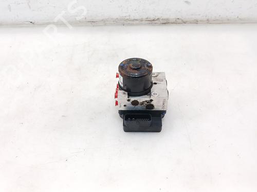 Used ABS pump ABS pump KIA SPORTAGE II (JE_, KM_) 2.0 CRDi (140 hp) 39956525 39956525