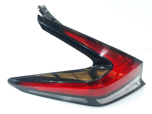 Venstre baglygte NISSAN LEAF (ZE1) Electric (150 hp) 19323996