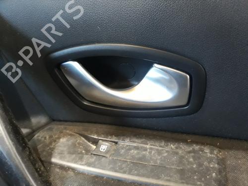 Used Front right interior door handle RENAULT LAGUNA Coupe (DT0/1) 2.0 dCi (DT01, DT08, DT09, DT0K, DT12, DT1C, DT1D, DT1M,... (150 hp) 10646618