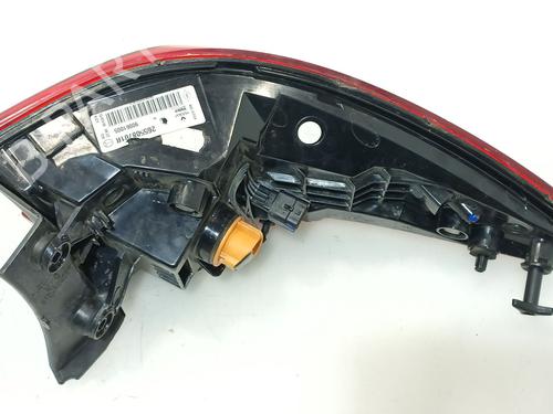 Right taillight RENAULT KADJAR (HA_, HL_) 1.2 TCe 130 (HLMR) | BP32023161C35 - Image 9