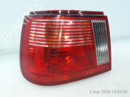 Used Left front indicator SEAT IBIZA II (6K1) 1.4 i (60 hp) 11423368