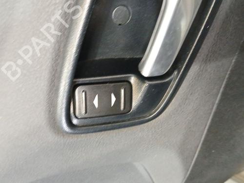 Interrupteur de vitre avant droite FORD MONDEO IV (BA7) 2.0 TDCi (140 hp) 28184360