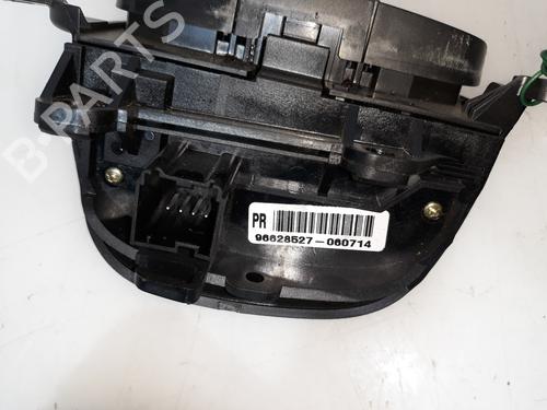 Used Steering wheel controls CHEVROLET CAPTIVA (C100, C140) 2.0 D 4WD (150 hp) 13625287