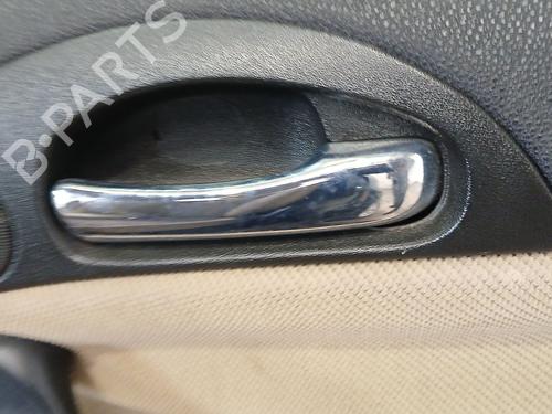 Højre bagtil invendig håndtag Højre bagtil invendig håndtag ALFA ROMEO 147 (937_) [2000-2010] 34158147 34158147