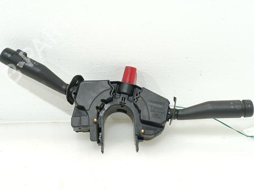 Comutador FORD FIESTA Box Body/MPV (J5_, J3_) 1.8 D (60 hp) 31538551