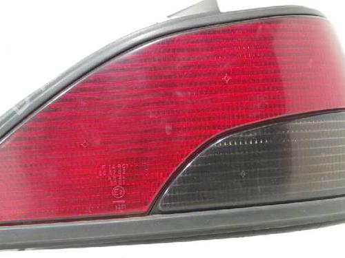 Used Right taillight PEUGEOT 306 Hatchback (7A, 7C, N3, N5) [1993-2003]  910945