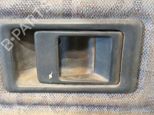 Used Front right interior door handle Front right interior door handle 37031073 37031073
