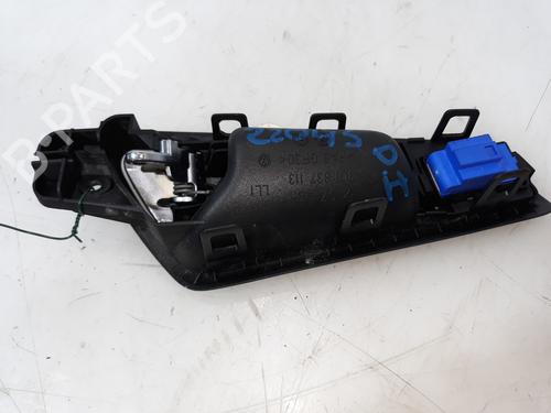 Venstre foran invendig håndtak VW PASSAT B6 (3C2)  | BP13648979I13 