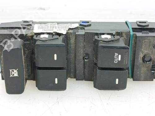 Left front window switch HYUNDAI i20 II (GB, IB) 1.0 T-GDI | BP31947557I27