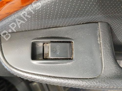 Used Right front window switch TOYOTA AVENSIS Saloon (_T25_) 2.2 D-4D (ADT251_, ADT251R) (150 hp) 28074996