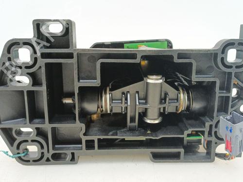 Gear lever LAND ROVER DISCOVERY III (L319) 2.7 TD 4x4 | BP31758606M90 