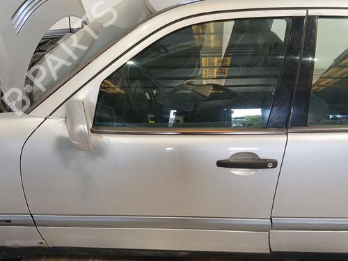 Used Left front door MERCEDES-BENZ E-CLASS (W210) E 290 Turbo-D (210.017) (129 hp) 28419073