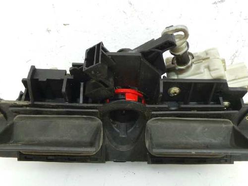 Trunk håndtak AUDI A6 C5 (4B2) 2.5 TDI (150 hp) 3253250
