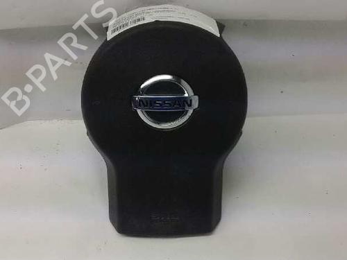 Used Driver airbag NISSAN PATHFINDER III (R51) 2.5 dCi (174 hp) 347656