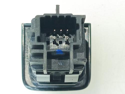 Warning switch RENAULT KADJAR (HA_, HL_) 1.2 TCe 130 (HLMR) | BP31307997I22