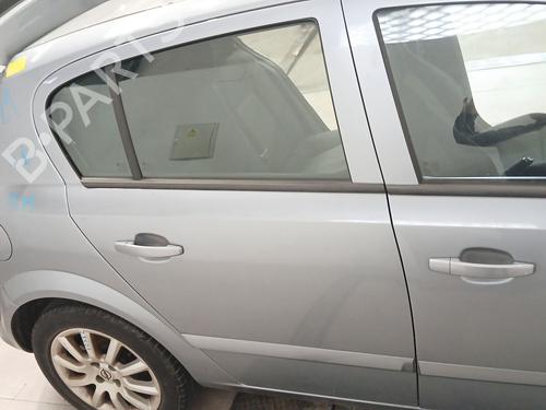 Used Right rear door OPEL ASTRA H (A04) 1.4 (L48) (90 hp) 27472007