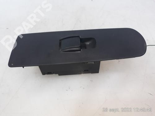 Used Right front window switch Right front window switch MITSUBISHI COLT VI (Z3_A, Z2_A) 1.5 DI-D (Z39A) (95 hp) 10629381 10629381