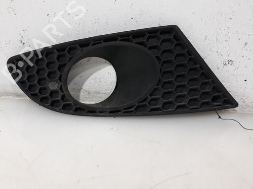 Used Grille SEAT LEON (1P1) 1.9 TDI (105 hp) 14144864