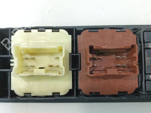 Left front window switch RENAULT CLIO IV (BH_) 0.9 TCe 90 (BHNF, BHMA, BHMH, BHJK, BHJR) | BP29935139I27 