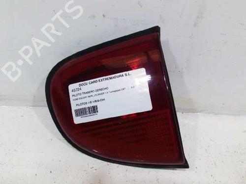 Used Right taillight FORD ESCORT VI Turnier (GAL, ANL) [1995-2002]  896305