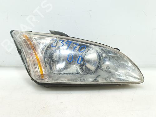 Used Right headlight FORD FOCUS II (DA_, HCP, DP) 1.8 TDCi (115 hp) 30206757
