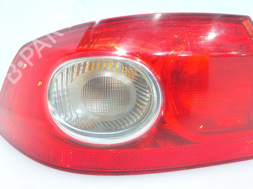 Used Left taillight RENAULT LAGUNA II (BG0/1_) 1.9 dCi (BG1A, BG1V) (130 hp) 26175047