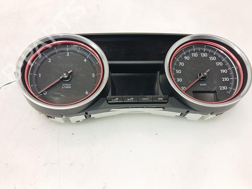 Used Instrument cluster Instrument cluster PEUGEOT 508 I (8D_) 2.0 BlueHDi 150 (150 hp) 32026711 32026711