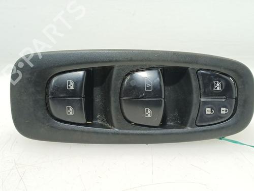 Comutador vidro frente esquerdo RENAULT KADJAR (HA_, HL_) 1.2 TCe 130 (HLMR) (130 hp) 31307073