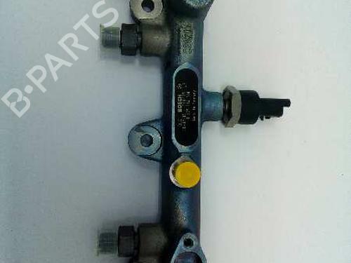 Used Injection rail Injection rail CITROËN XANTIA (X2) 2.0 HDI 90 (90 hp) 1653953 1653953