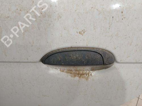 Maneta exterior trasera izquierda RENAULT SCÉNIC I MPV (JA0/1_, FA0_) 1.9 dCi (JA05, JA1F) (102 hp) 29888592