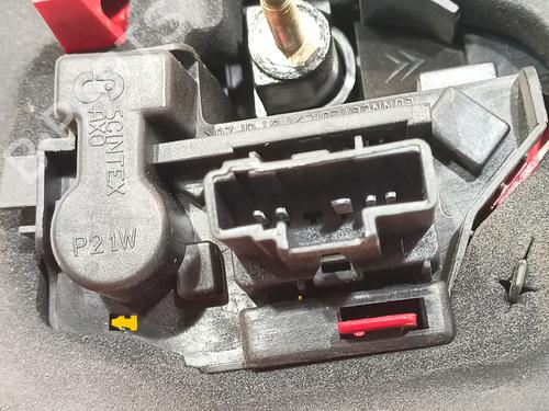 Right taillight PEUGEOT 206 CC (2D) 1.6 16V (2DNFUF, 2DNFUR) | BP31378414C35