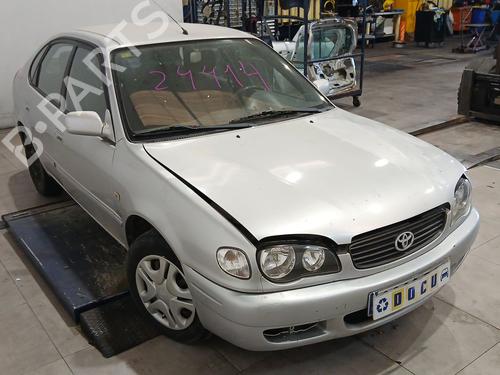 Brugte TOYOTA COROLLA Compact (_E11_) 2.0 D-4D (CDE110_, CDE110R) 4830111