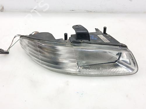Used Right headlight Right headlight CHRYSLER VOYAGER / GRAND VOYAGER III (GS_, NS_) 2.4 i (151 hp) 34343128 34343128
