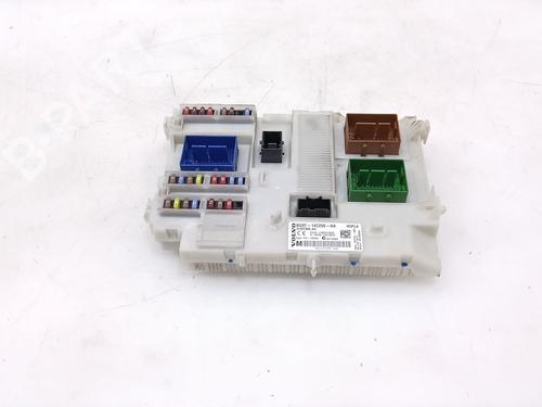 Used Fuse box Fuse box 38460777 38460777