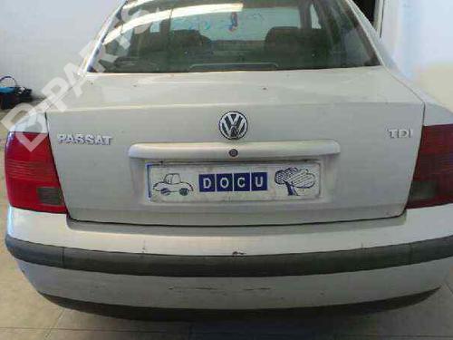 Left rear window switch VW PASSAT B5 (3B2) 1.9 TDI | BP3253291C108  - Image 8